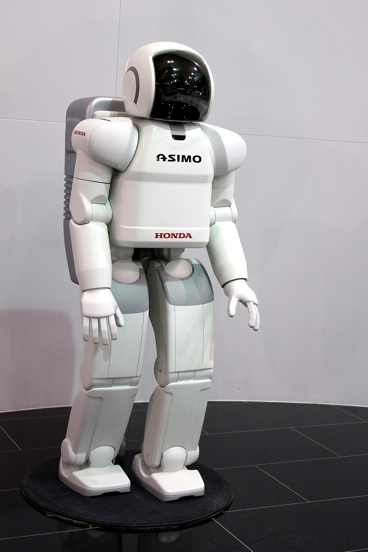 ASIMO by Honda